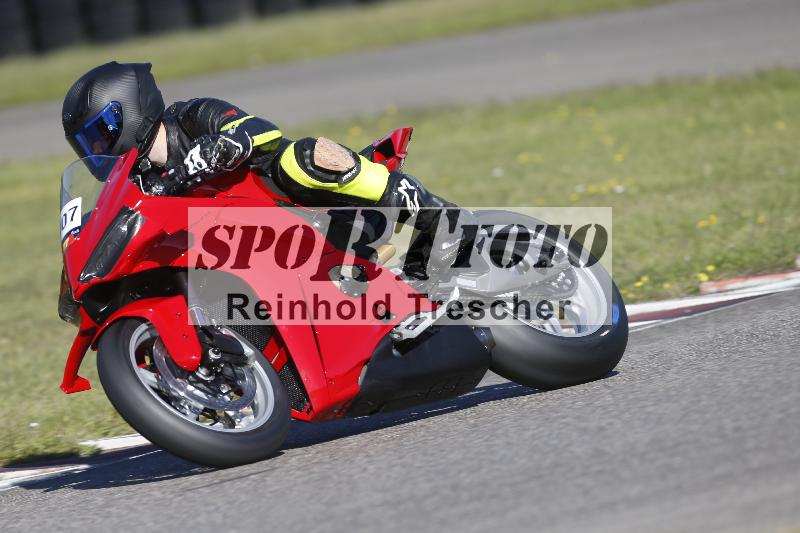 /45 15.09.2026  Trackday Domi Aegerter Trackday ADR/Gruppe rot/107